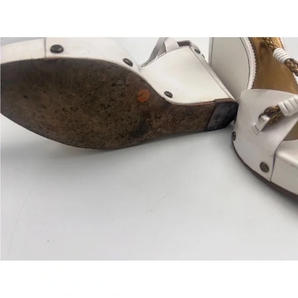 Imagine by Vince Camuto Urali sandal size 7.5 White/Old Gold Vacchetta/Metallic - Picture 6 of 6